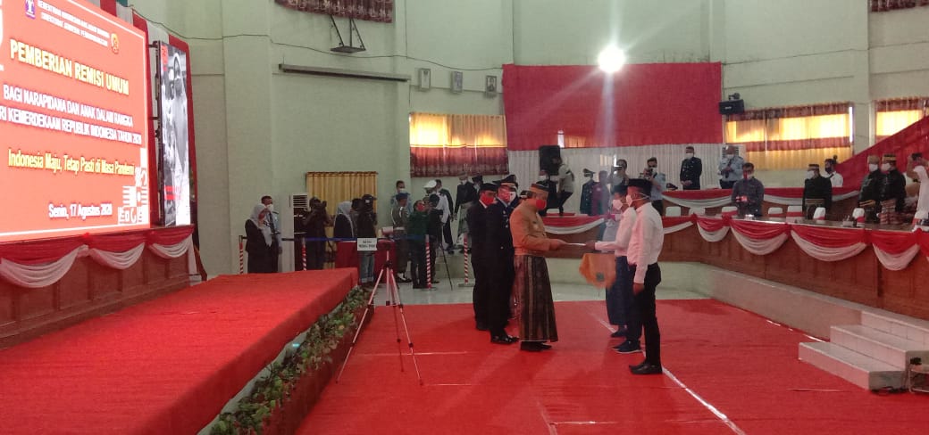 Suasana Upacara Virtual Kemerdekaan RI di Aula kantor Bupati Pinrang InsanNews.id